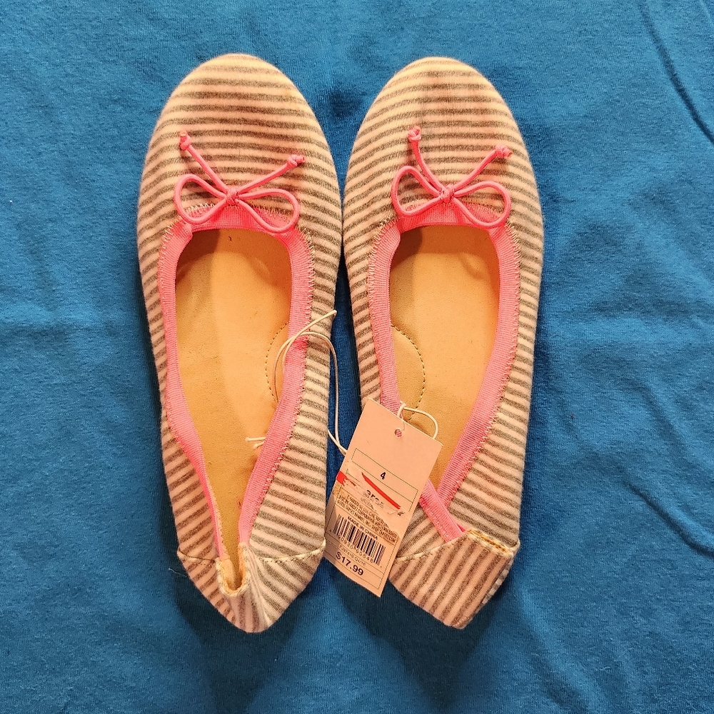 NWT Cat & Jack Girls 4 Ballet-Style Flats - Picture 6 of 10